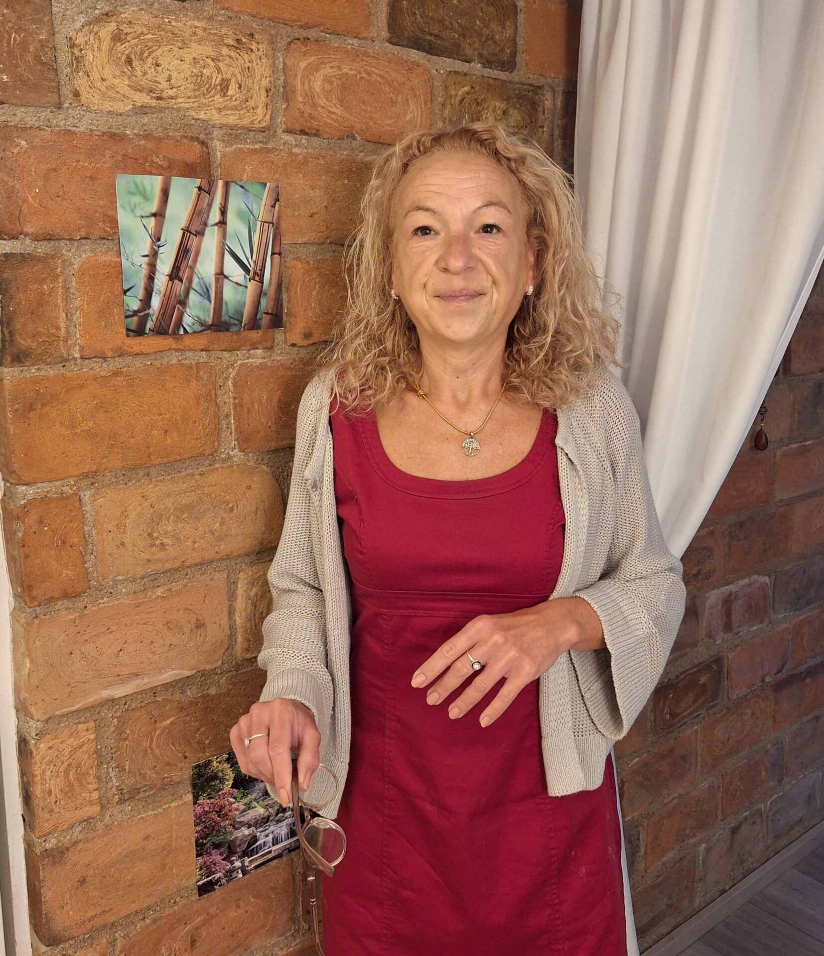 Bettina_Hintergrund Bettina_Hintergrund